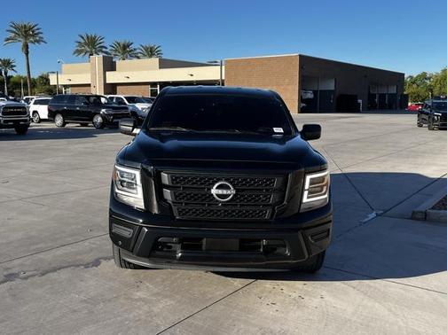 2024 Nissan Titan SV