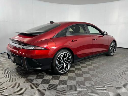 2024 Hyundai IONIQ 6 SEL