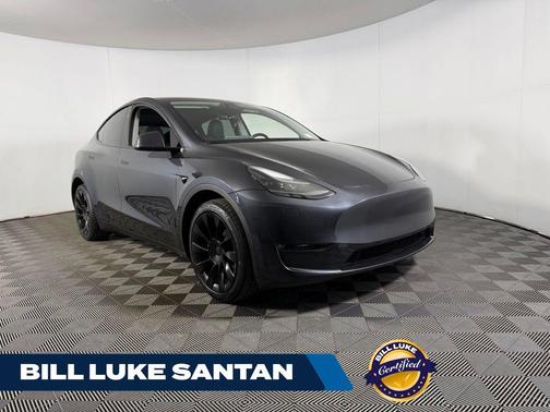 Pearl White Multi-Coat 2024 Tesla Model Y Long Range Dual Motor All-Wheel Drive