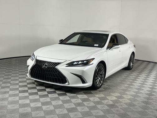 2024 Lexus ES 300h Ultra Luxury