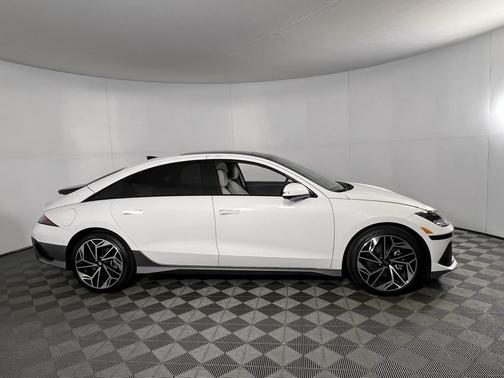 2025 Hyundai IONIQ 6 Limited