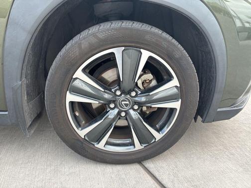 2020 Lexus UX 250h Base