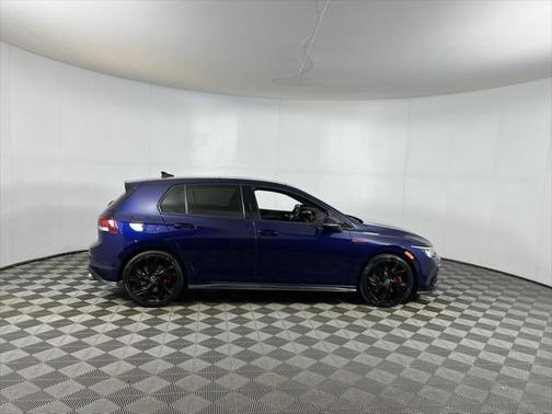 2022 Volkswagen Golf GTI 2.0T SE DSG