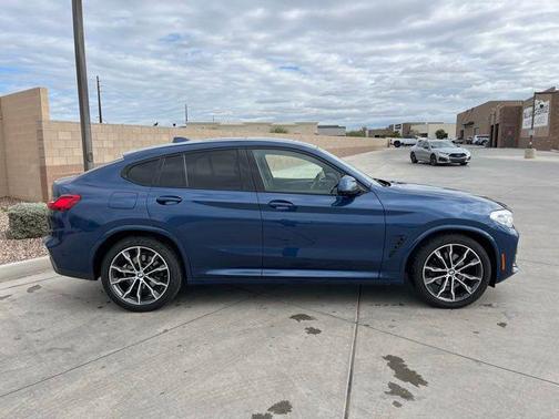 2021 BMW X4 xDrive30i