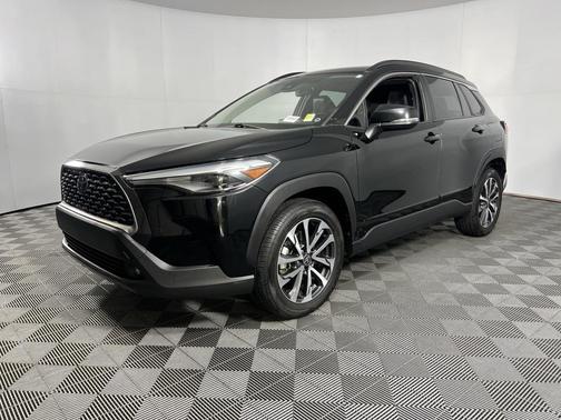 2022 Toyota Corolla Cross XLE