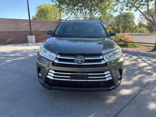 Alumina Jade Metallic 2018 Toyota Highlander XLE