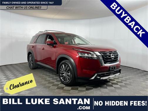2022 Nissan Pathfinder SL 2WD