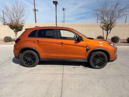 2025 Mitsubishi Outlander Sport 2.0 LE