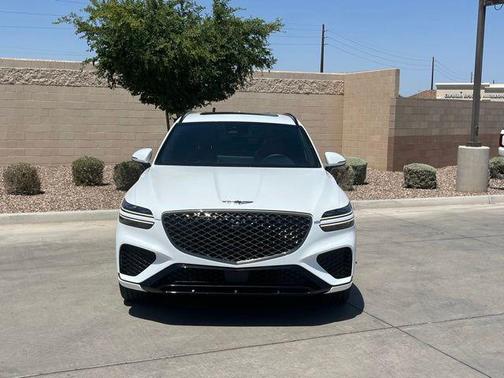 Uyuni White 2022 Genesis GV70 2.5T AWD
