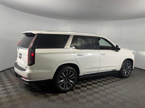 Crystal White Tricoat 2021 Cadillac Escalade Premium Luxury