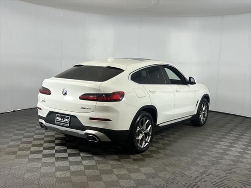 2022 BMW X4 xDrive30i