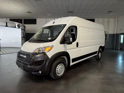 2025 RAM ProMaster 2500 Tradesman