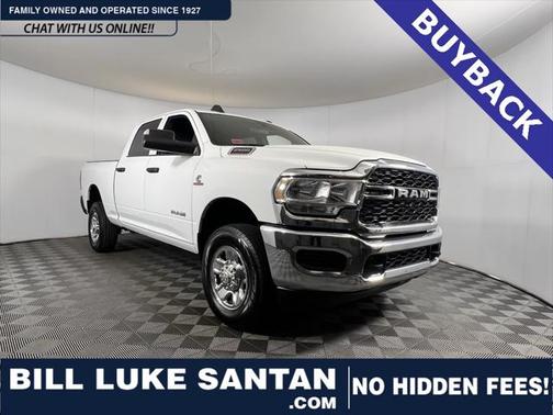 2022 RAM 2500 Tradesman Crew Cab 4x4 6'4' Box