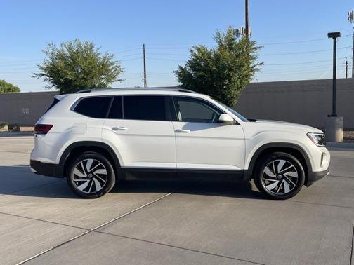 2024 Volkswagen Atlas 2.0T SEL