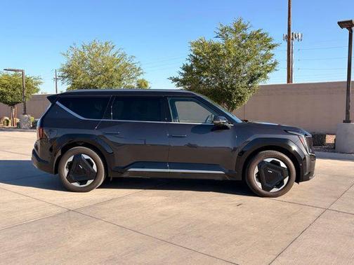 Panthera Metal 2024 Kia EV9 Land