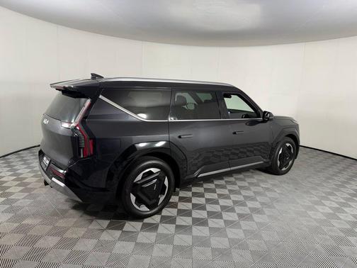 Panthera Metal 2024 Kia EV9 Land