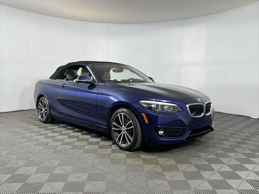 2018 BMW 230 230i