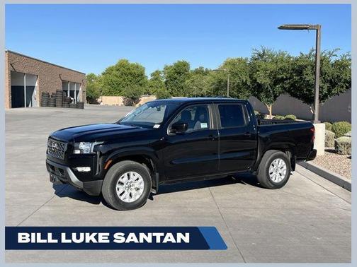 Super Black 2022 Nissan Frontier SV