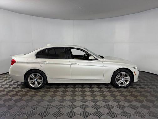 2018 BMW 330 xDrive