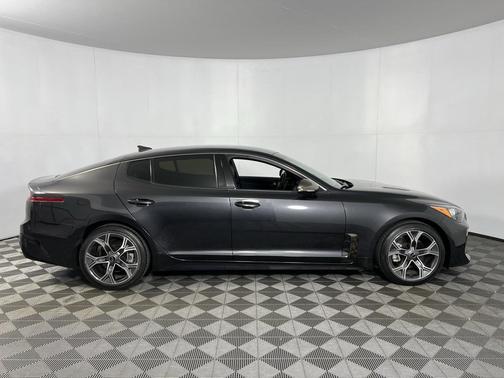 2021 Kia Stinger GT-Line