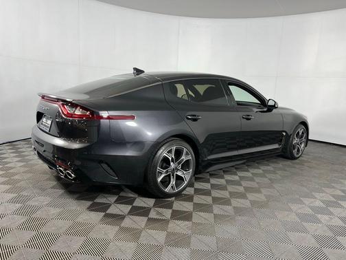 2021 Kia Stinger GT-Line