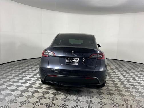 2024 Tesla Model Y Long Range Dual Motor All-Wheel Drive