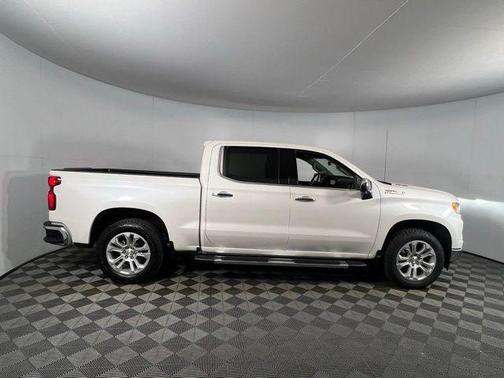 2025 Chevrolet Silverado 1500 LTZ