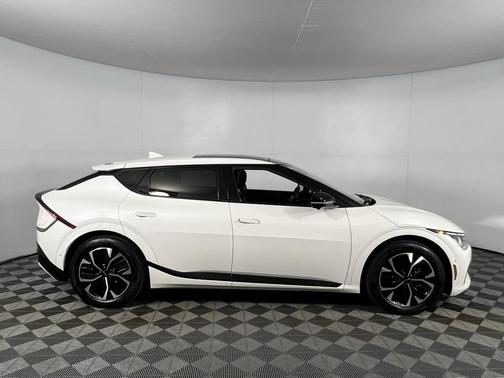 2022 Kia EV6 GT-Line