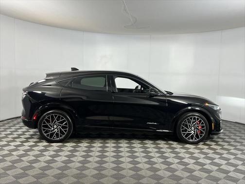 2022 Ford Mustang Mach-E GT