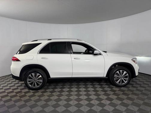 White 2022 Mercedes-Benz GLE 350 Base