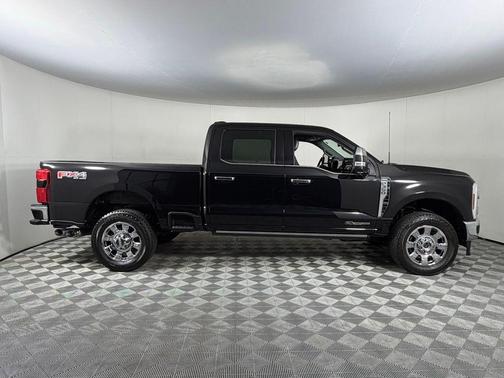 2024 Ford F-350 Lariat