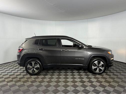 2017 Jeep New Compass Latitude