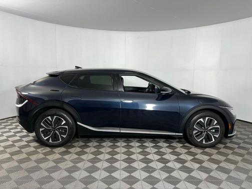 2024 Kia EV6 Light Long Range