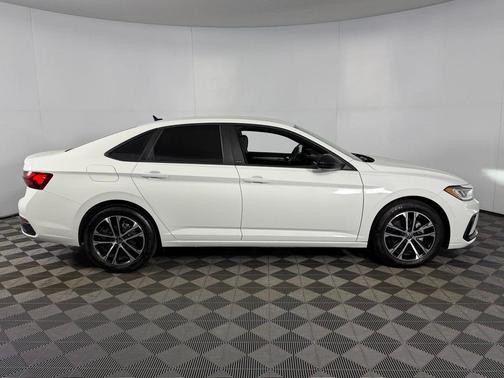 2025 Volkswagen Jetta 1.5T Sport