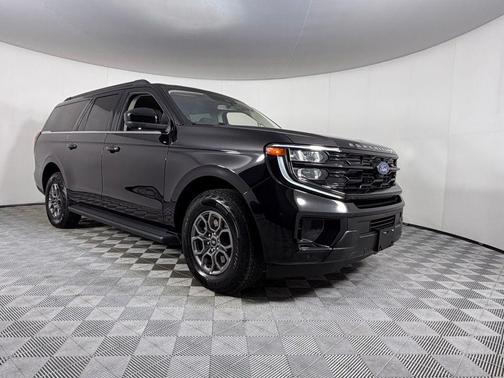 2025 Ford Expedition Max Active 4x2