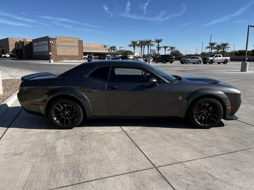 2022 Dodge Challenger R/T Scat Pack Widebody