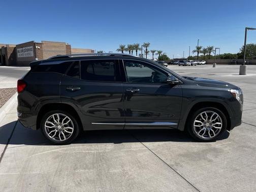 2022 GMC Terrain Denali