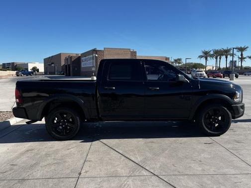 2024 RAM 1500 Classic Warlock Crew Cab 4x2 5'7' Box