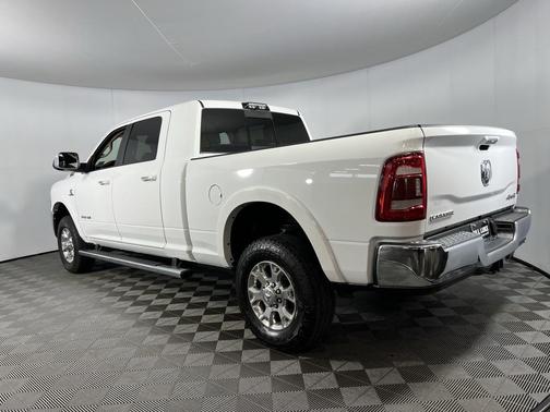 2020 RAM 2500 Laramie Mega Cab 4X4 6'4' Box