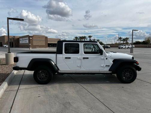 2025 Jeep Gladiator Sport S