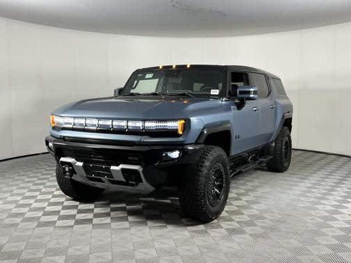 2024 GMC HUMMER EV SUV 3X