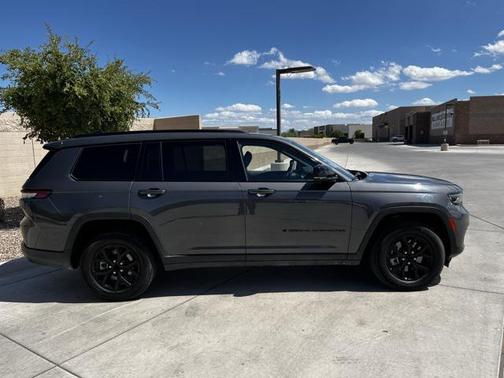 2024 Jeep Grand Cherokee L Altitude