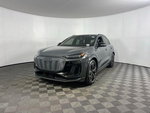 2025 Audi SQ6 e-tron Prestige quattro