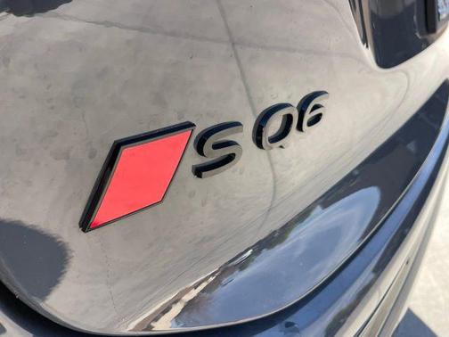 2025 Audi SQ6 e-tron Prestige quattro