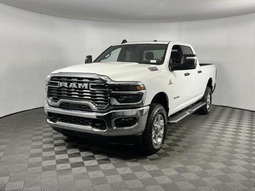 2025 RAM 2500 Big Horn Crew Cab 4x4 6'4' Box
