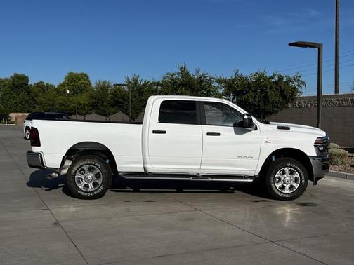 2025 RAM 2500 Big Horn Crew Cab 4x4 6'4' Box