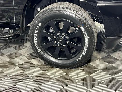 2025 RAM 2500 Big Horn Crew Cab 4x4 6'4' Box