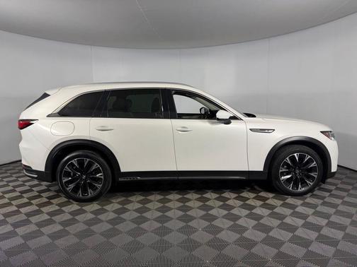2024 Mazda CX-90 PHEV Premium