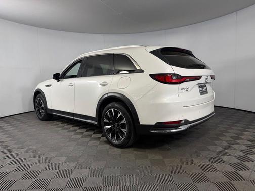 2024 Mazda CX-90 PHEV Premium