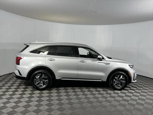2022 Kia Sorento Hybrid S